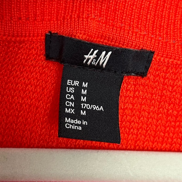 🍊 H&M Bright Orange Sweater Tunic - Size M - Picture 8 of 8